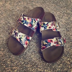 Steve Madden floral sandal